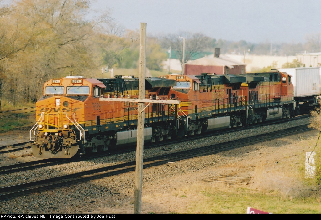 BNSF 7629 East